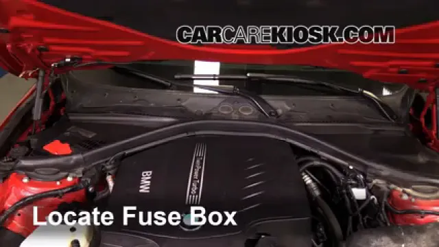 2013 BMW 335i xDrive 3.0L 6 Cyl. Turbo Sedan Fuse (Engine) Replace